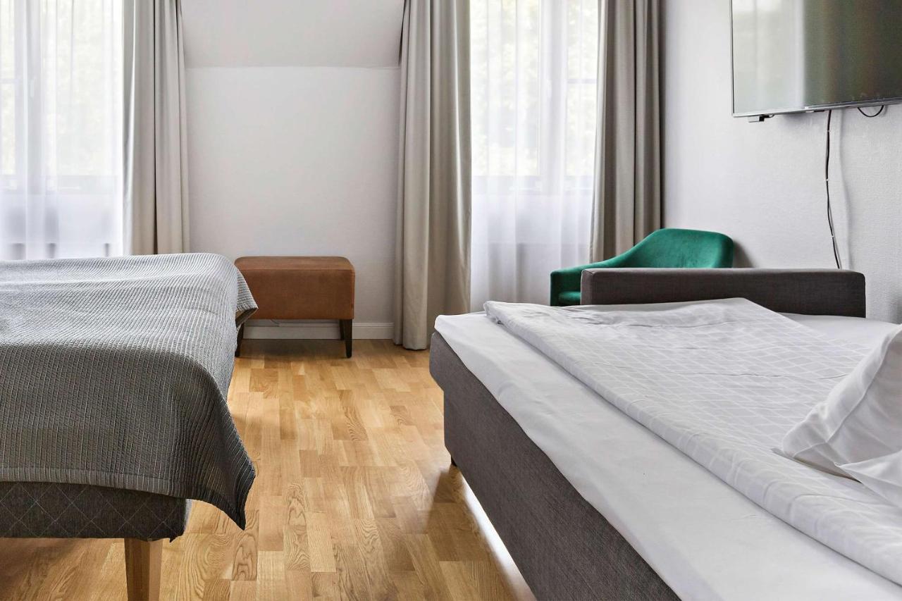 Western Park Astoria Hotel 3*